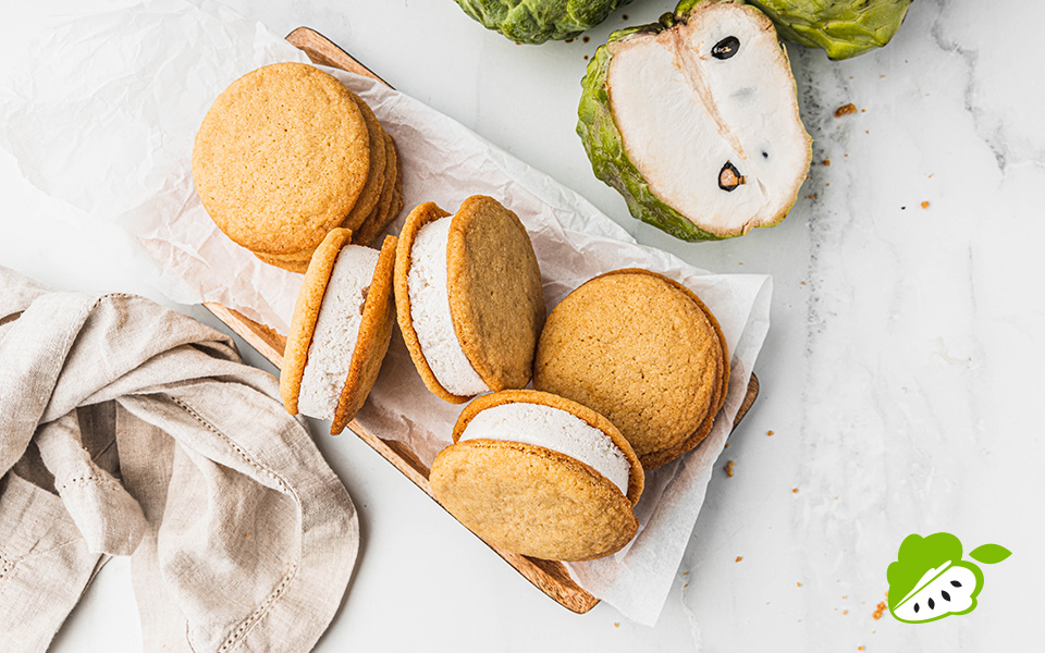 Custard apple coconut icecream sandwiches 003